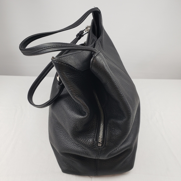 Vince Camuto Black Shoulder Bag - Picture 3 of 16